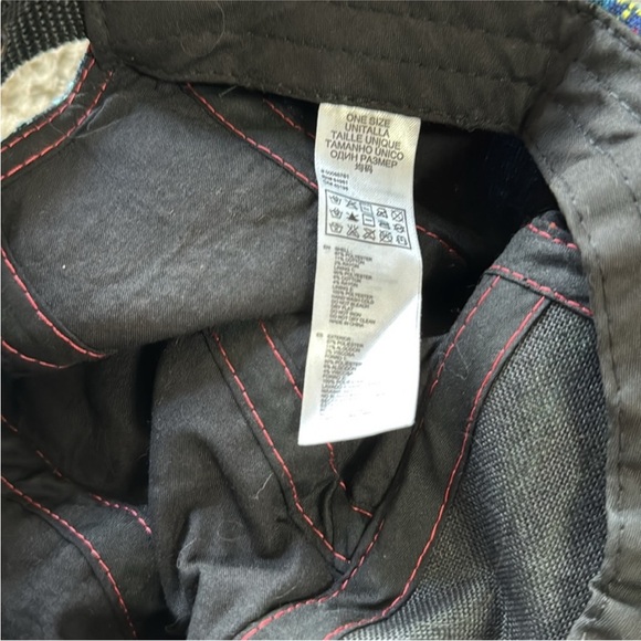 Forever 21 Colorful Cap - Picture 4 of 4